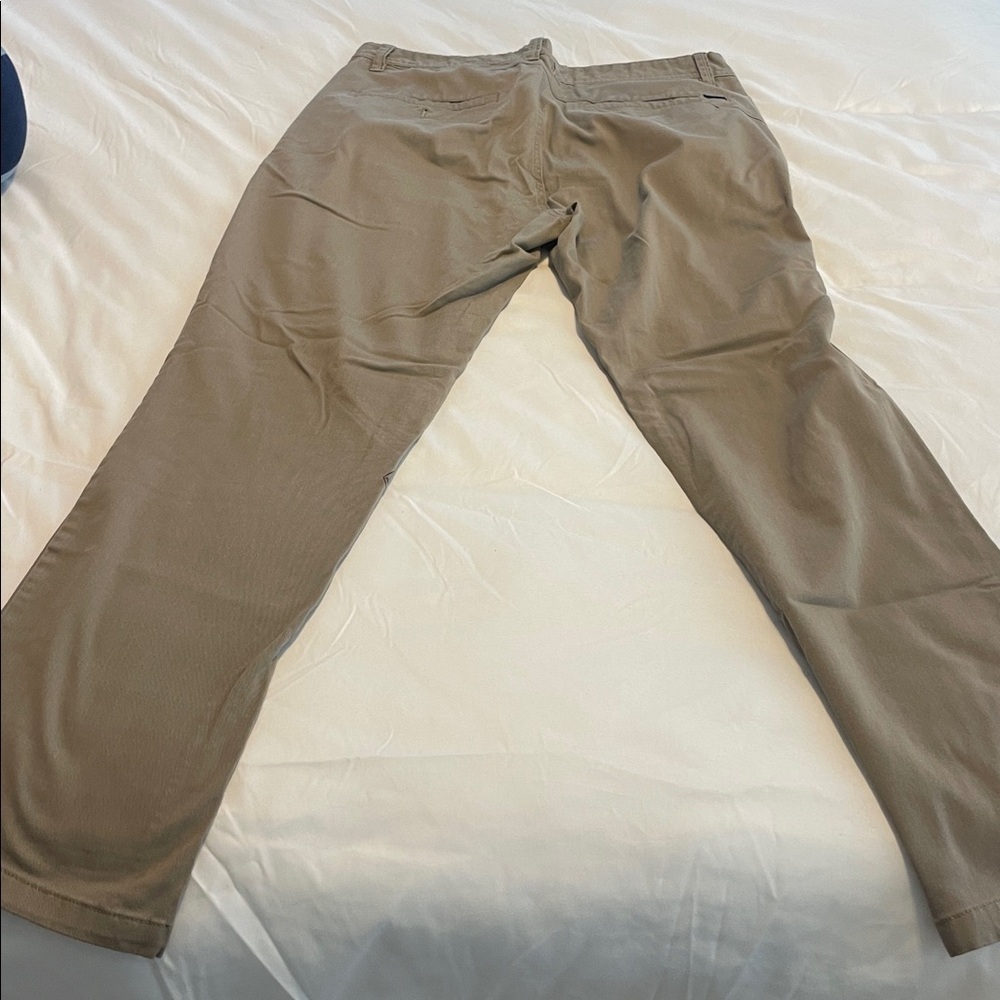 Volcom Men's Khaki Chinos - Picture 3 of 6